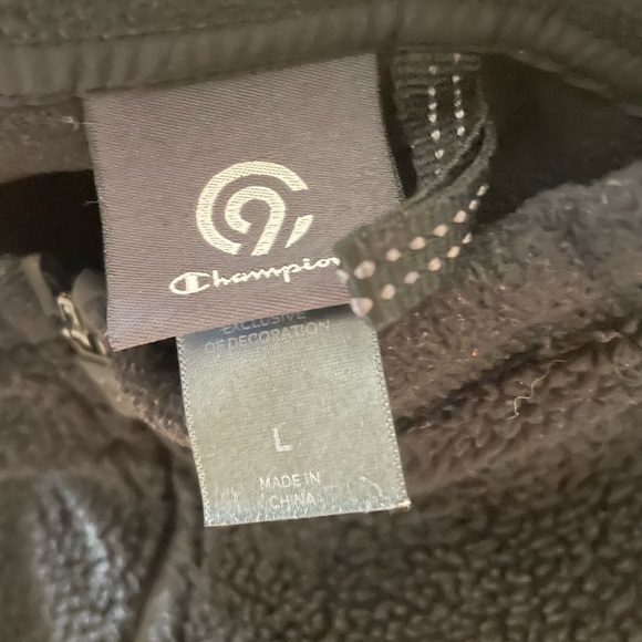 Champion 1/4 Zip Pullover Size Large - Picture 6 of 6